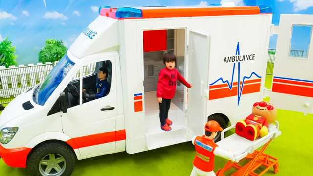 Adventure Video: Kids Helping Others with Anpanman! img