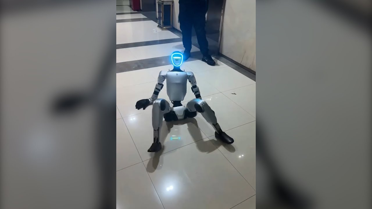 🤖 Robot Fails Compilation 2025 (Try Not To Laugh!) img